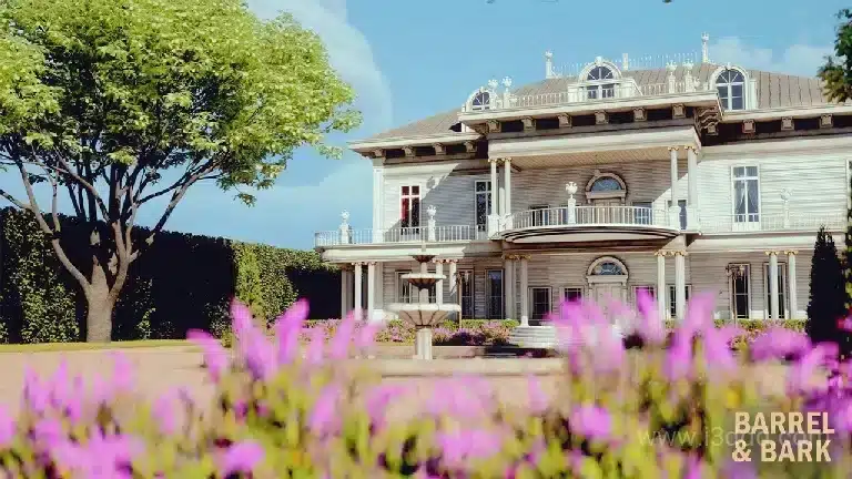 大皇宫 雄伟的宅邸和豪华的室内环境 – Grand Palace – Majestic Mansion and Luxurious Interior Environment